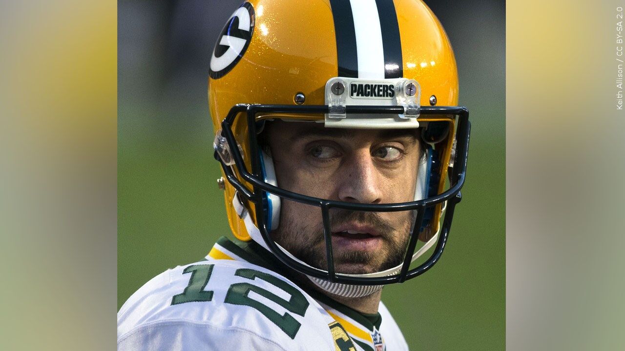 Packer fans react to Aaron Rodgers news 