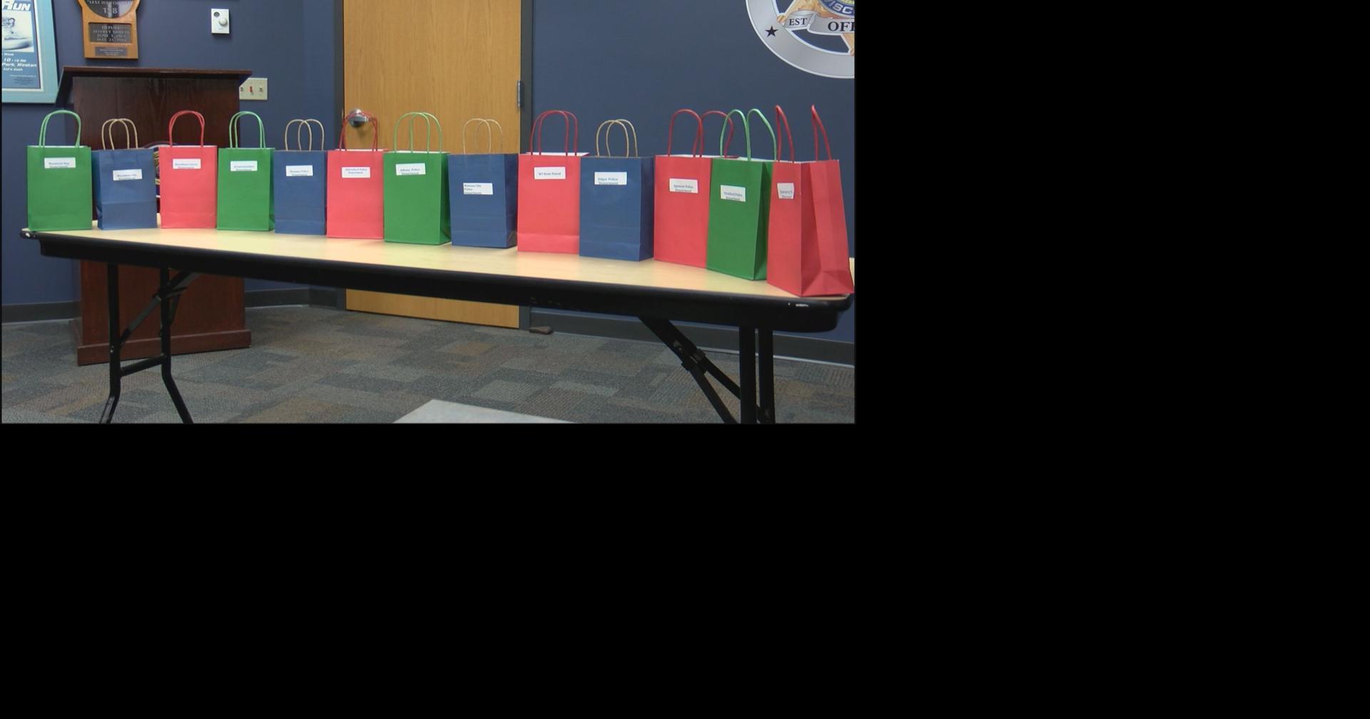 Local non profit donates gifts to law enforcement around Marathon County