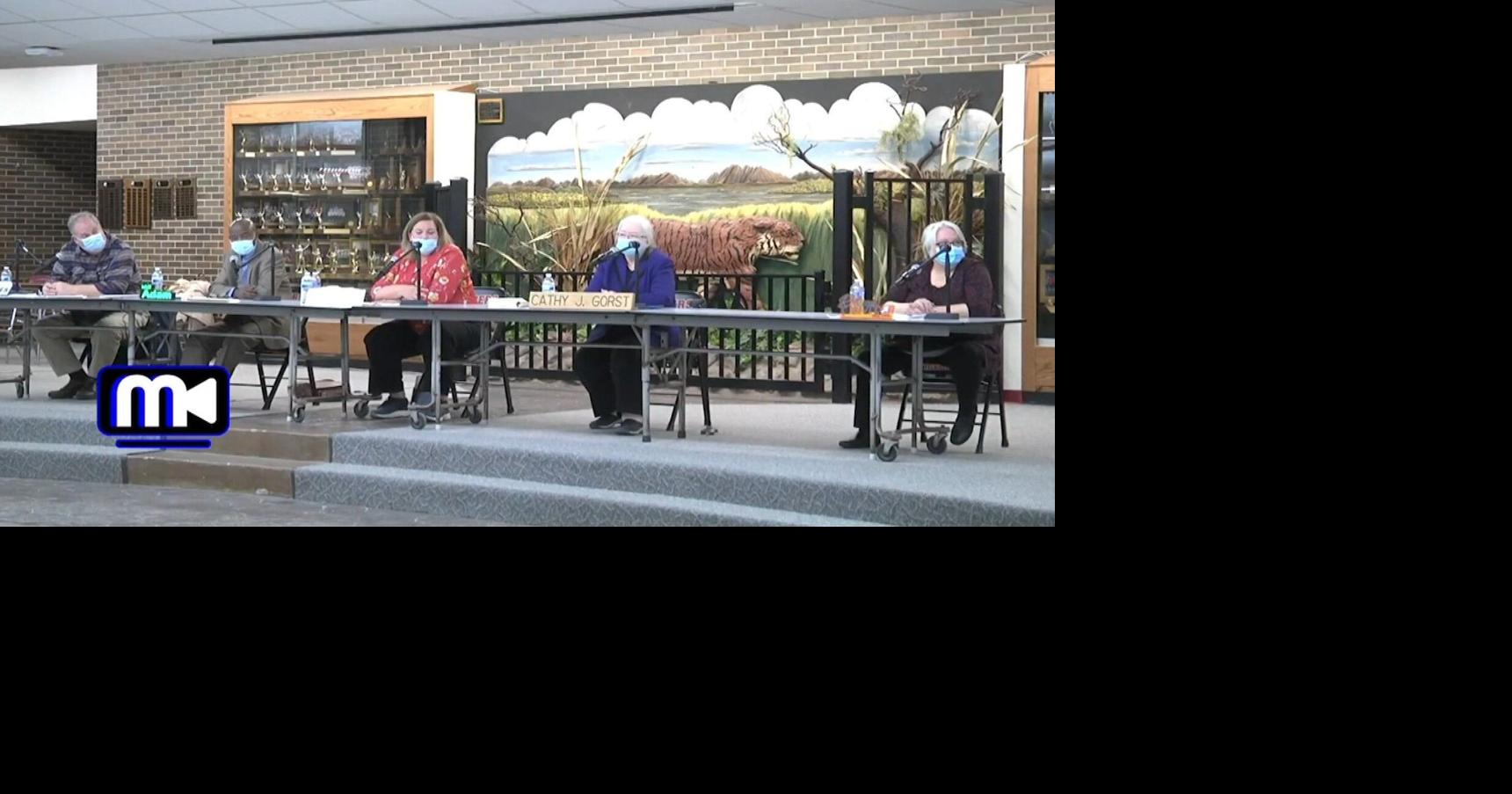 Marshfield School Board candidates tackle questions at forum