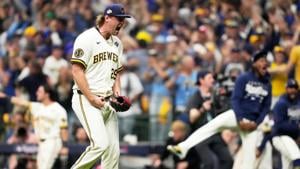 Brewers Beat Rays 3-2 in World Series Game 1