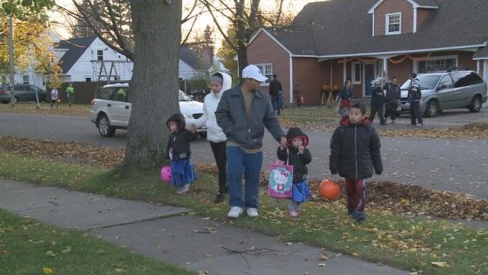 Antigo Offers Trick Or Treating Alternative For Halloween Archive Waow Com