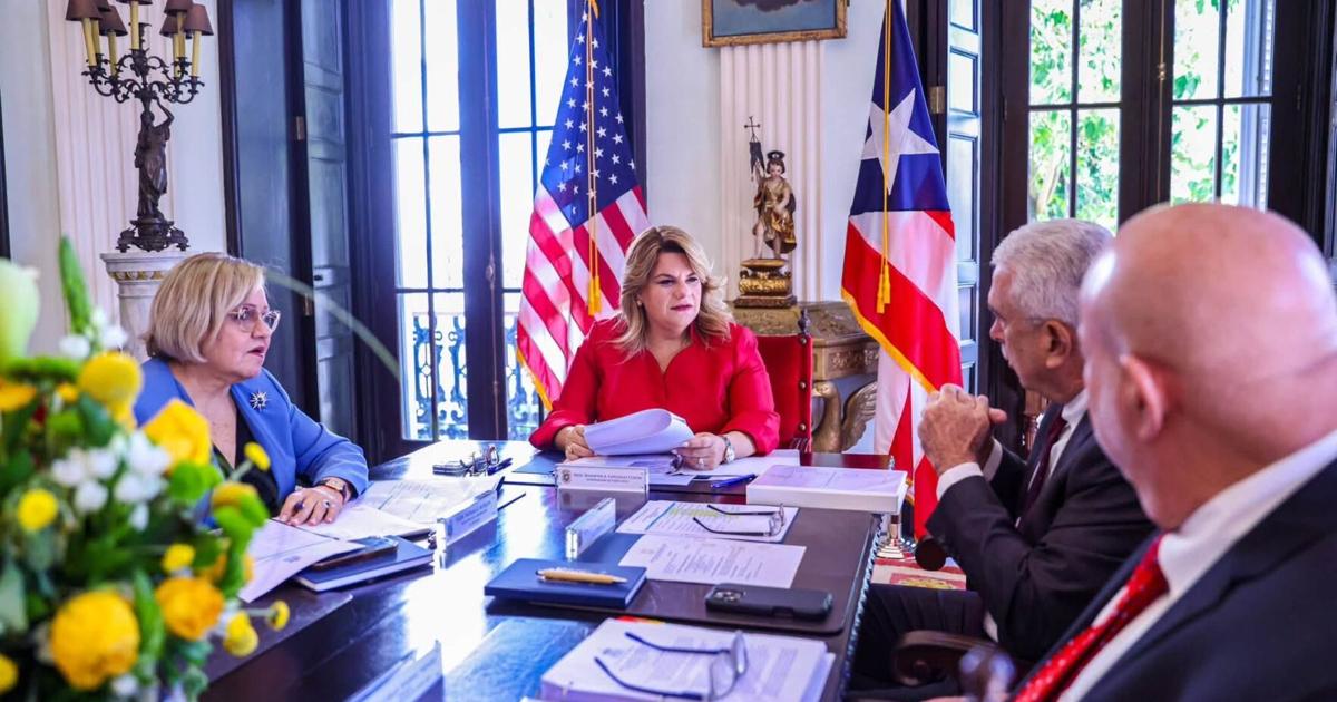 Jennifer González se reúne con líderes legislativos ante inicio de nueva sesión