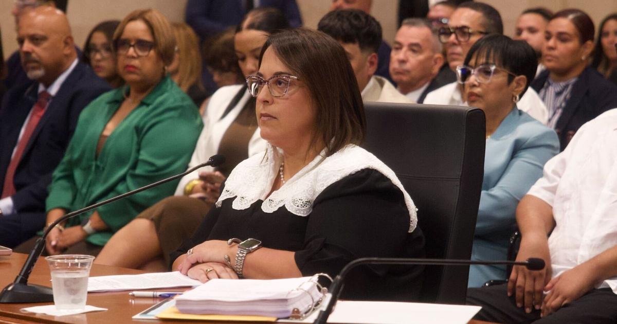 Senado evalúa nombramiento de Julie Gómez como secretaria de Corrección