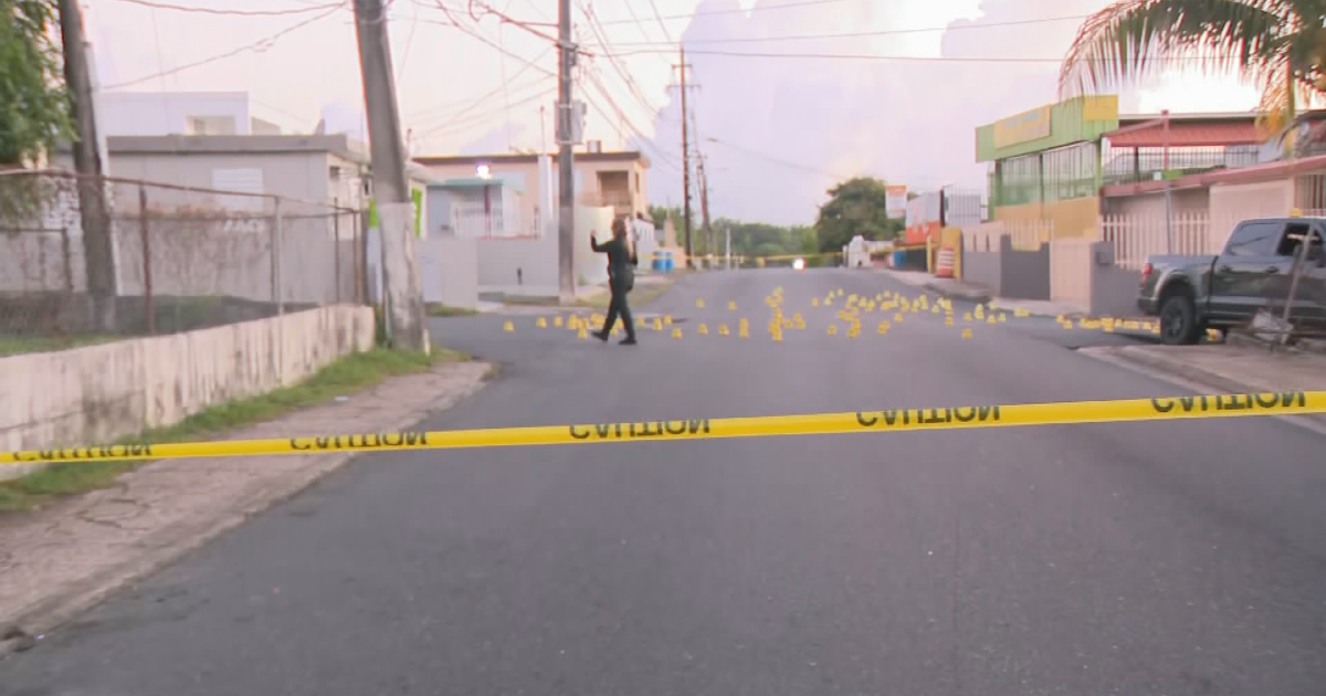 Acribillan a hombre con más de 120 disparos en urbanización de Bayamón