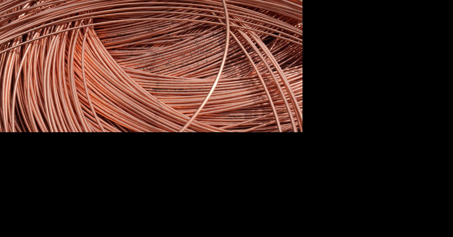 Roban cables de cobre valorados en $48,000 cerca del Este Shopping Center en Fajardo