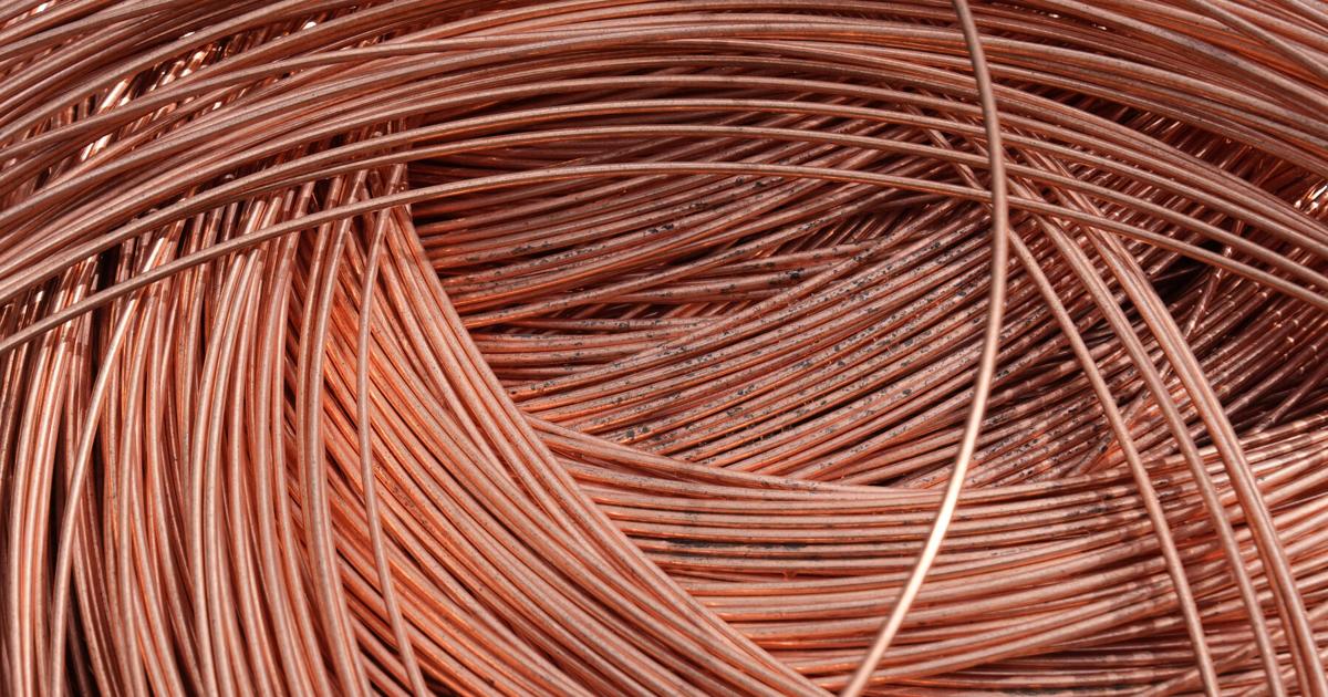 Roban cables de cobre valorados en $48,000 cerca del Este Shopping Center en Fajardo