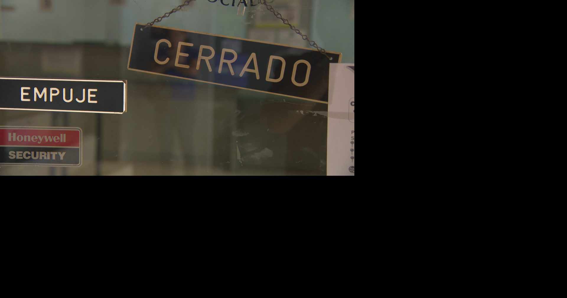 Cierran sin aviso la Colecturía de Barranquitas por problemas en renegociación de contrato