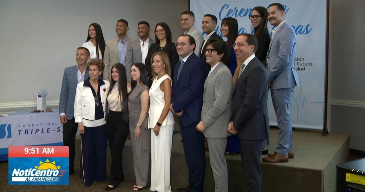 Fundaciones de Triple S y Para el Futuro de la Salud otorgan becas médicas por tercer año consecutivo