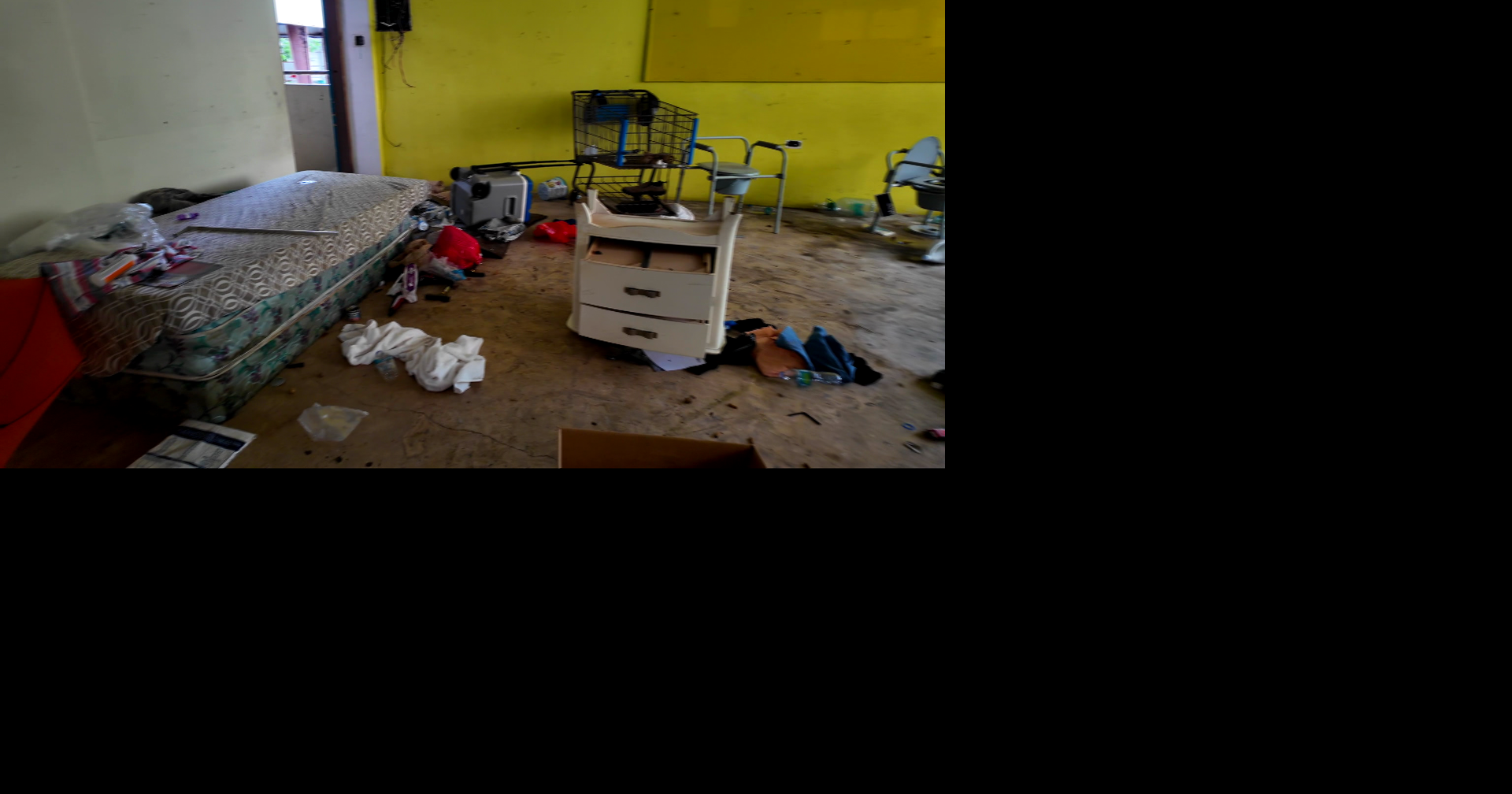 Roban y vandalizan equipos médicos para adultos mayores en escuela de Corozal