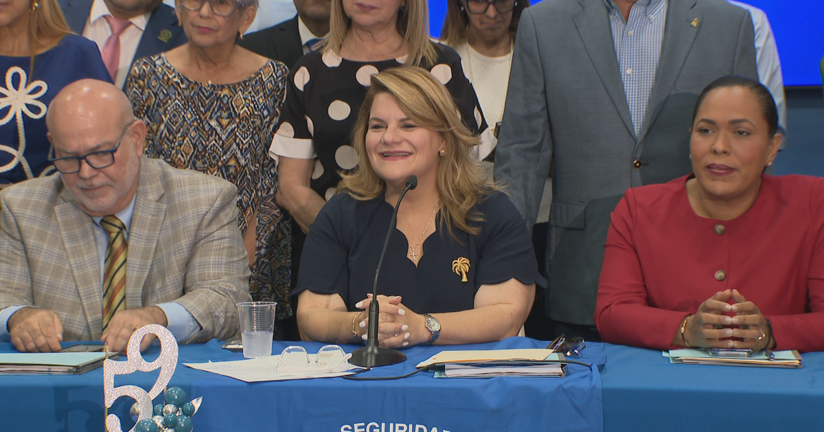 Cinco líderes del PNP ausentes en reunión de aniversario; Rivera Schatz critica la convocatoria