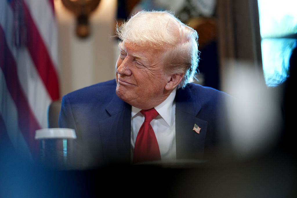 Donald Trump quiere reabrir Alcatraz y establecer aranceles a las películas  extrajeras | wapa.tv