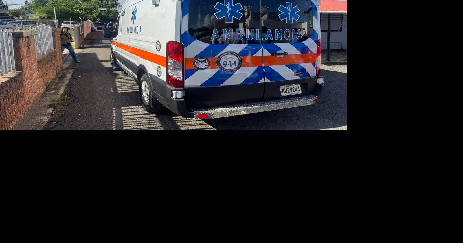 Pareja sufre intento de asalto en Vega Alta; mujer herida con arma de fuego