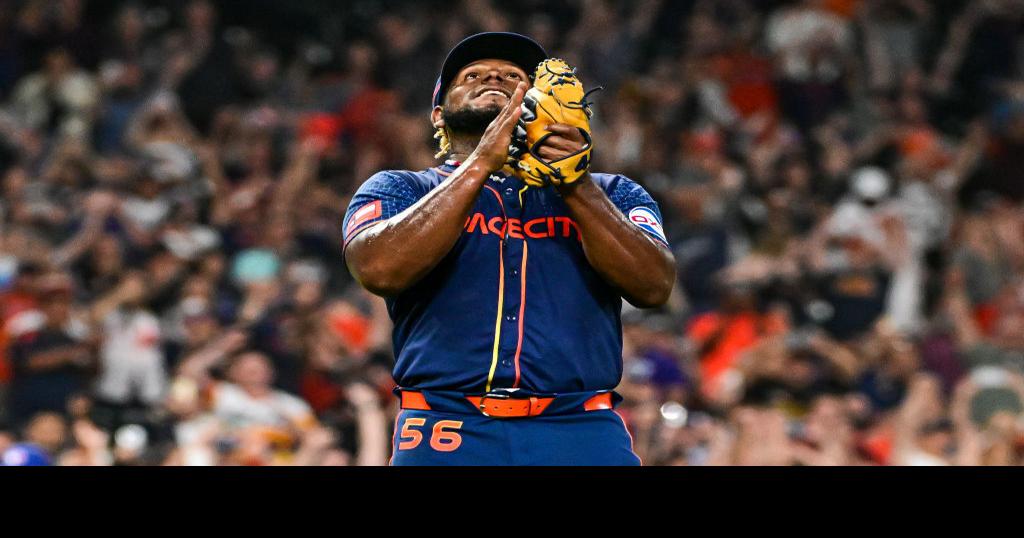 Dominicano Ronel Blanco lanza primer "nohitter" de la temporada 2024