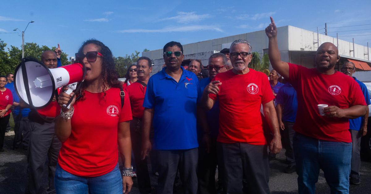 Sindicato de Trabajadores de la UPR inicia huelga en 10 recintos por disputa de plan médico