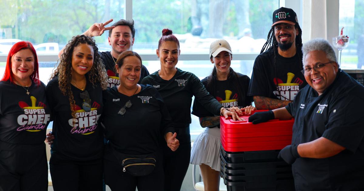 Super Chef: Cómo las celebridades llevan comida y felicidad a El Comedor de la Kennedy