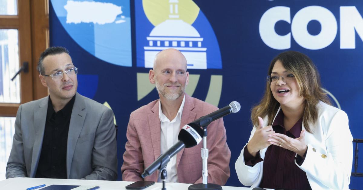 Senador presenta por tercera vez proyecto para reconocer oficialmente la Lengua de Señas Puertorriqueña
