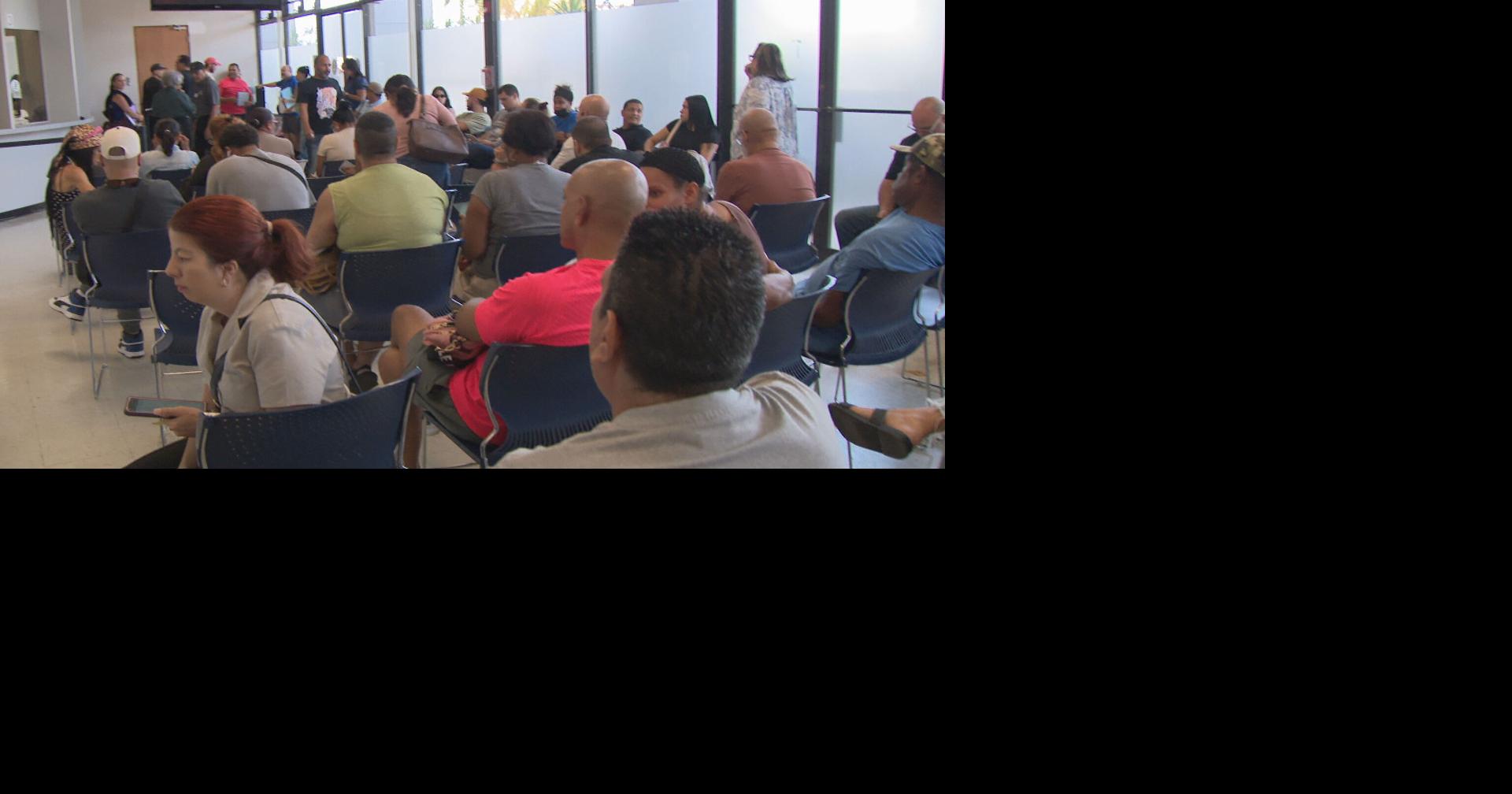 Caos y confusión en oficinas del DTRH por fallas en nueva plataforma Desempleo Digital