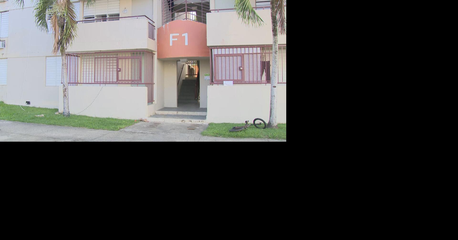 Investigan muerte de mujer en residencial de San Juan