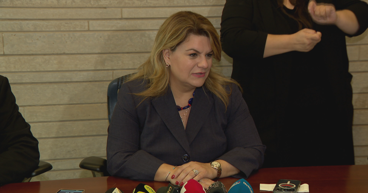 Gobernadora respalda a secretaria de la Familia y descarta destituirla