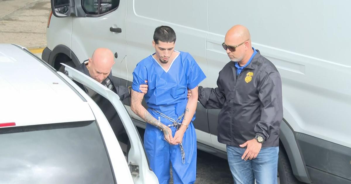 Dan de alta a uno de los sospechosos de asesinar a agente en Ponce