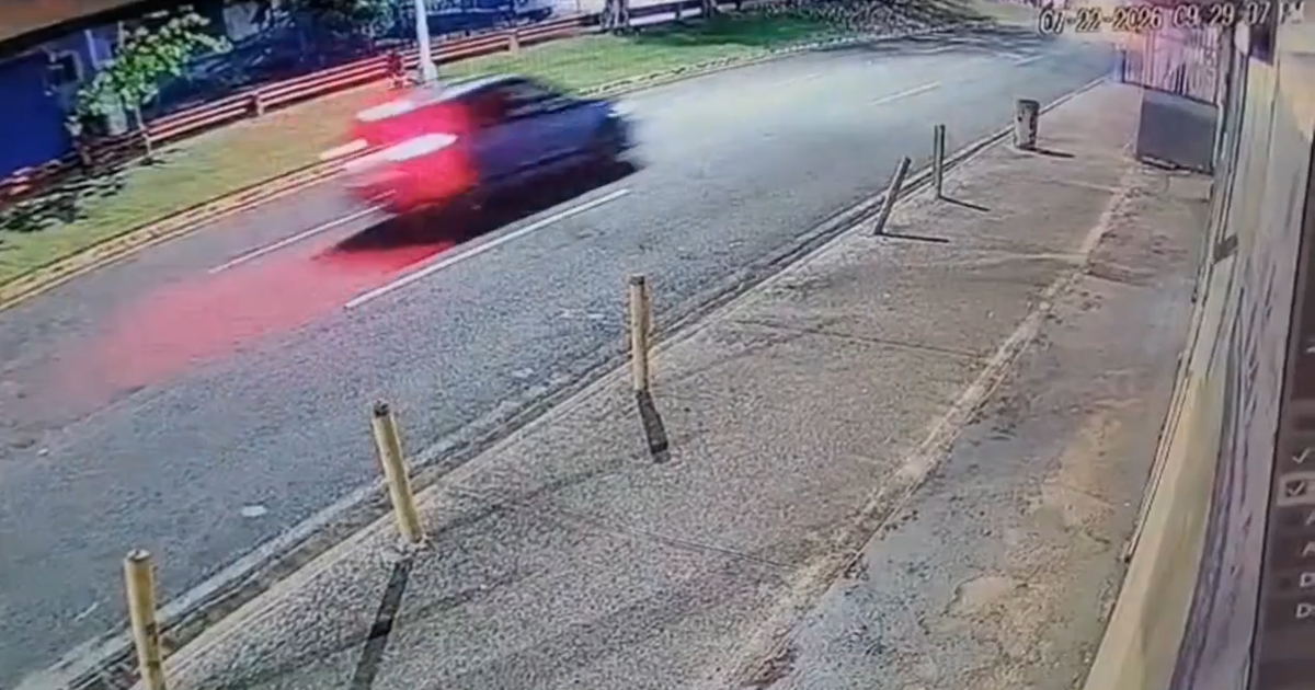 Policía distribuye imágenes en búsqueda de conductor que mató a adulto mayor en Río Piedras