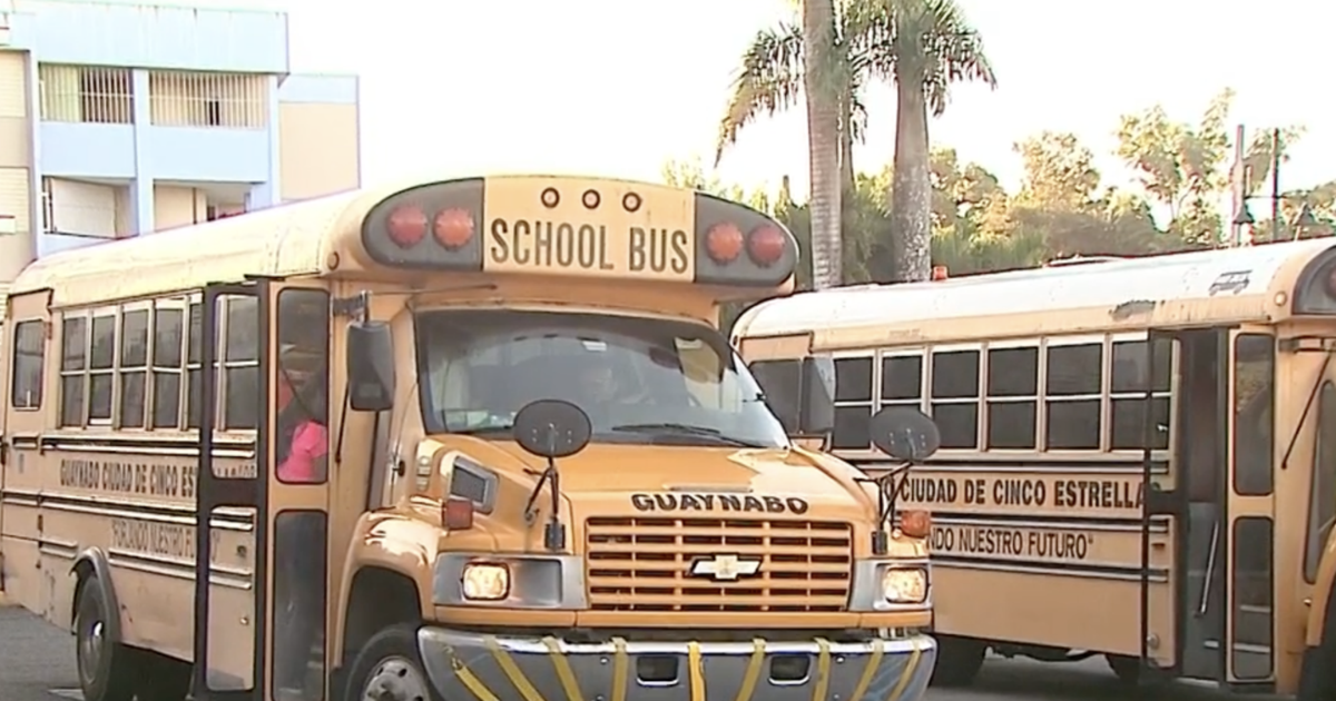 Transportistas escolares amenazan paro el 6 de agosto por deuda de $17 millones del DE