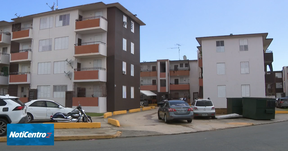 Frustrados residentes de San Juan y líderes comunitarios por interrupciones en el servicio de agua