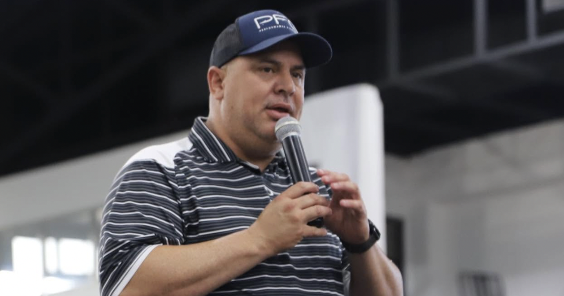 PFEI archiva caso contra exalcalde de Moca por uso político de página de Facebook