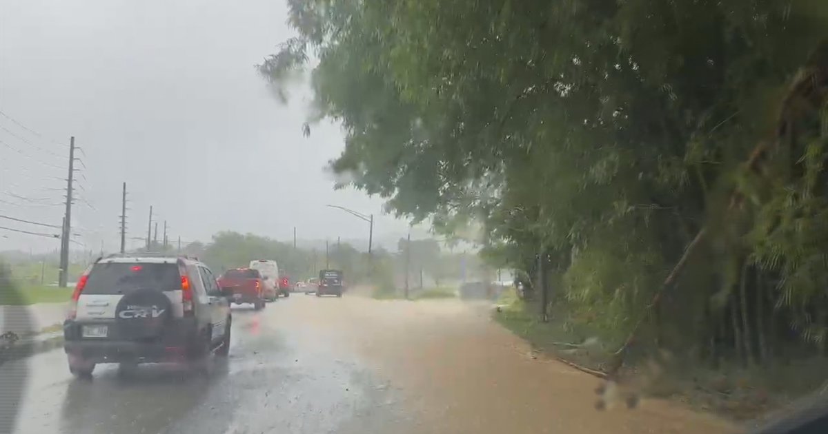 Mareas excepcionalmente altas inundan costas de Puerto Rico y aceleran erosión