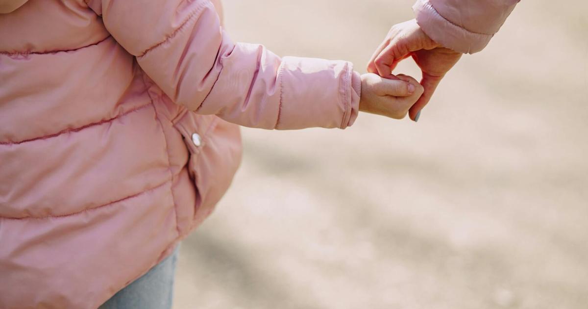 ¿Debe pesar más la situación económica del padre o las necesidades del hijo al fijar la pensión?