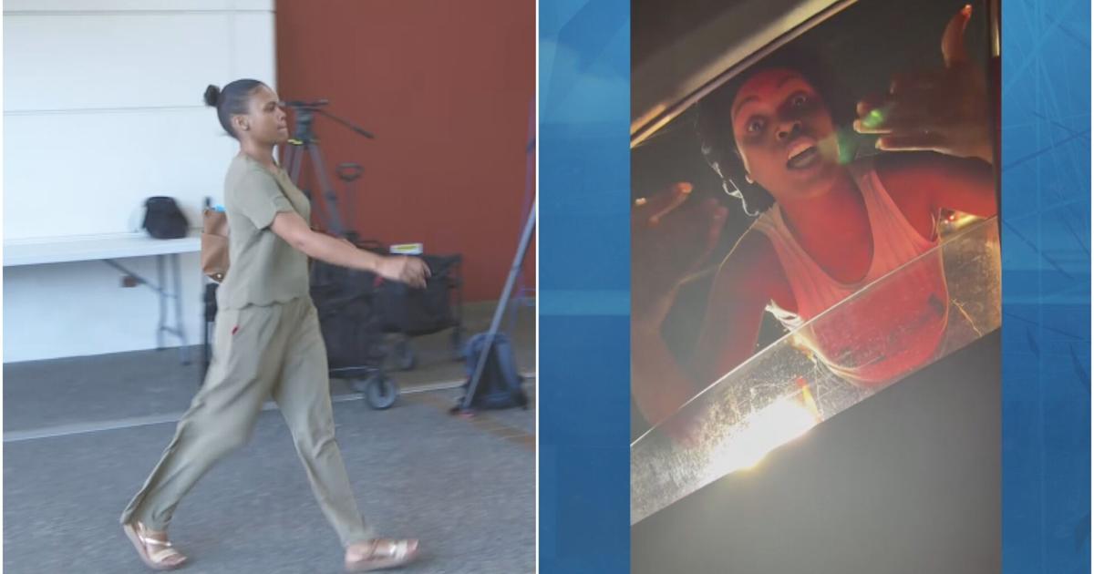 Radican tres cargos contra mujer que agredió a embarazada en incidente de tránsito en Carolina