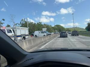 Imagen del artículo de WAPA: Accidente en el expreso 52 provoca cierre de carril en dirección a Caguas