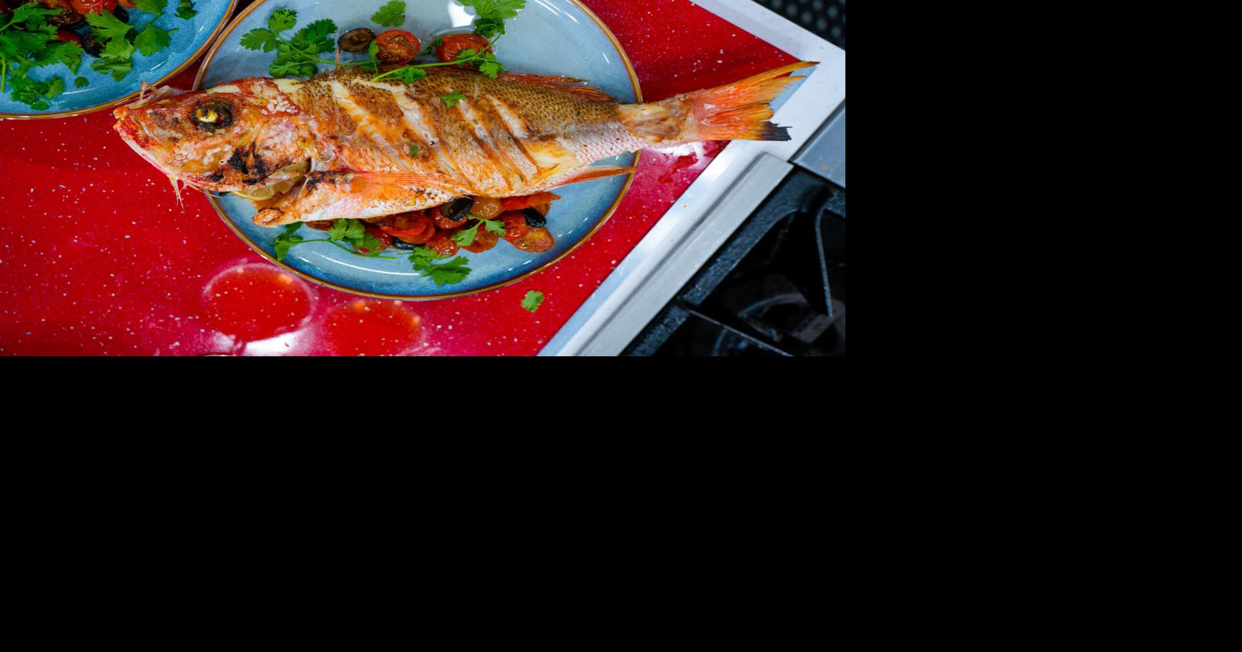 Receta: baked brie con tostadas de brioche, chillo entero, ratatouille ...