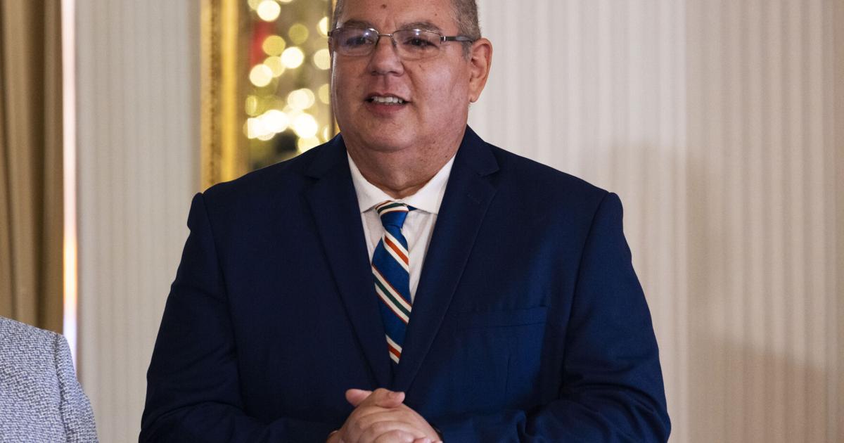Radican querella por hostigamiento laboral contra secretario de DRD