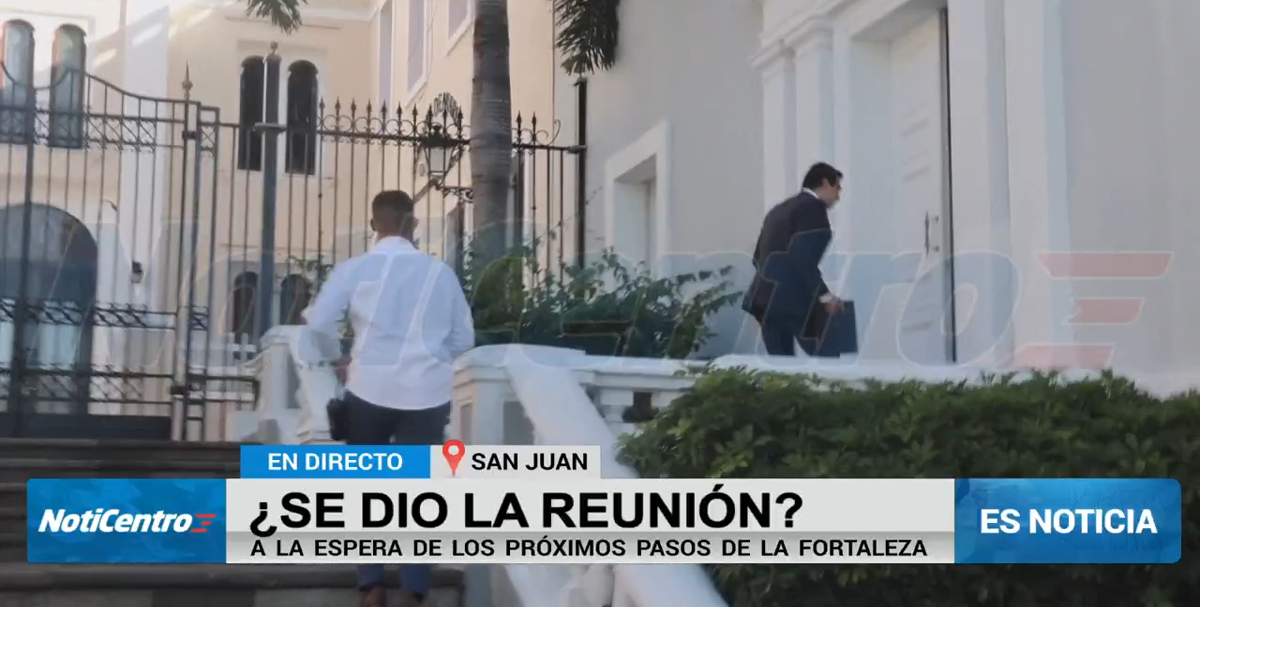 Domenech huye de la prensa en La Fortaleza en medio de investigación del PFEI