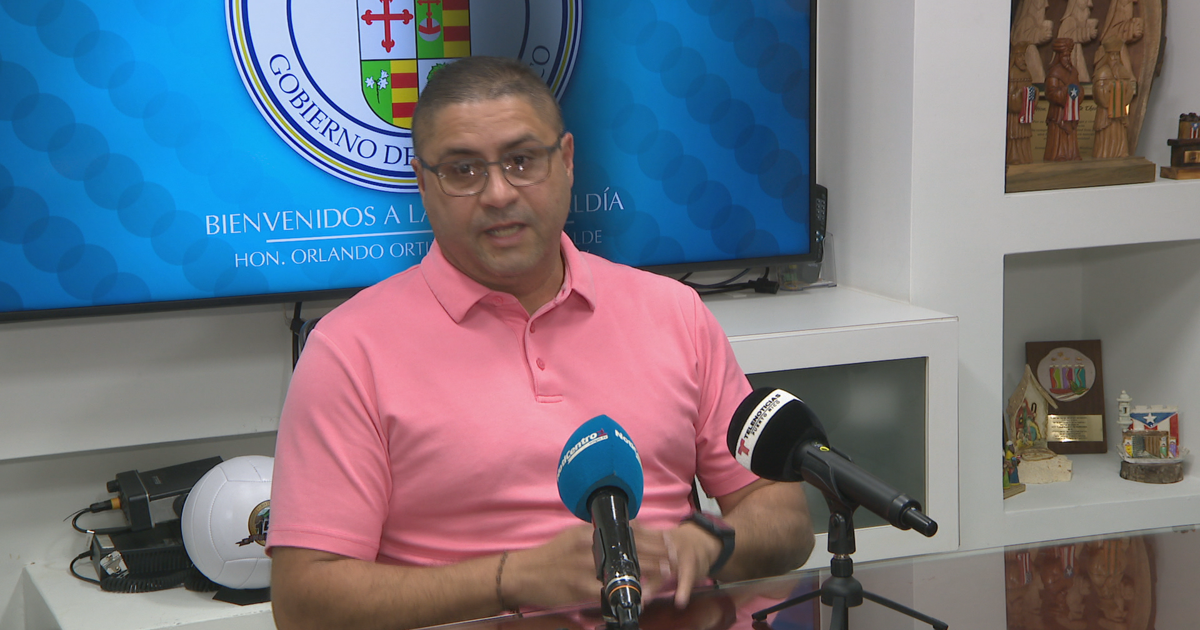 Alcalde de Naranjito niega hostigamiento sexual, dice mensajes son "alterados" y evalúa demandar
