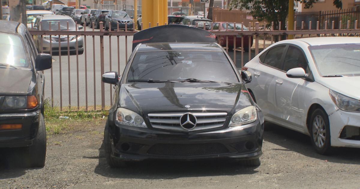 Policía identifica parcialmente cadáver hallado en baúl de vehículo en Hato Rey