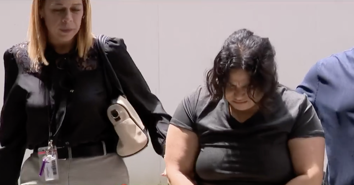 Causa para arresto contra madre que habría apuñalado a hijo en Barranquitas