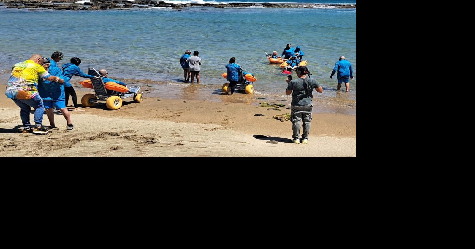 Hatillo inaugura iniciativa para que personas con diversidad funcional accedan a la playa