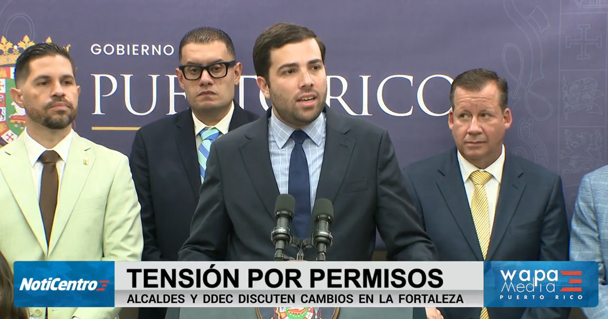 Alcaldes se reúnen en fortaleza para trabajar en la Reforma de Permisos