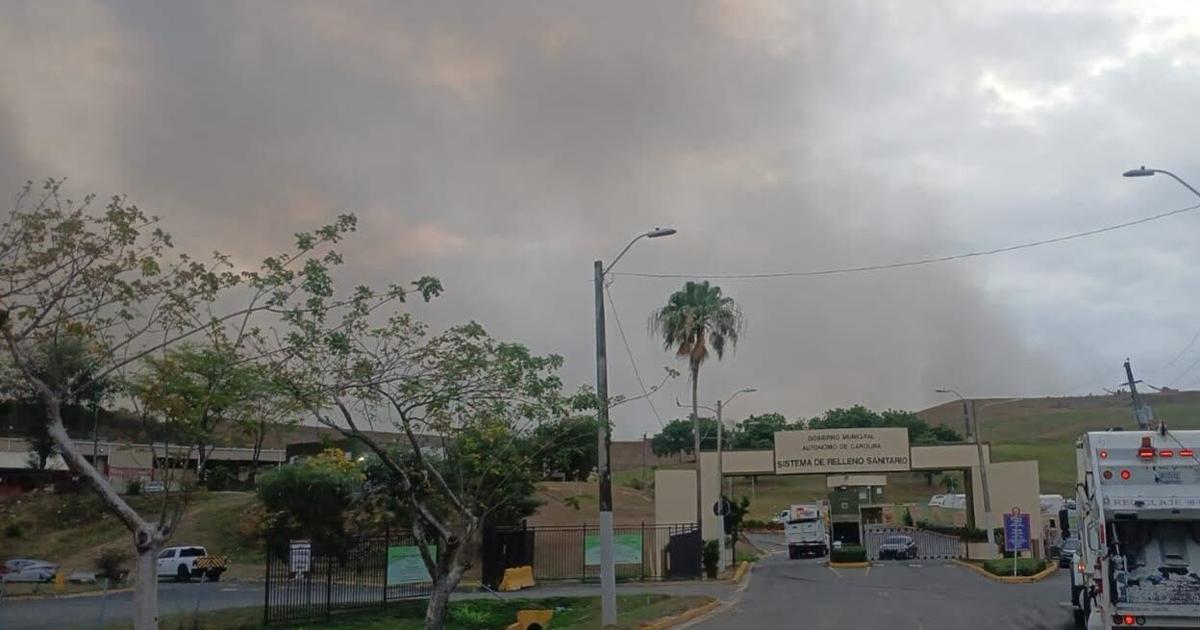 Incendio forestal entre Carolina y Loíza causa humo y olor a quemado en la región