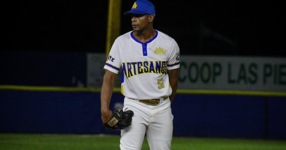 Nelvin Fuentes es el Relevista del Año 2026 de la Liga de Béisbol Superior Doble A