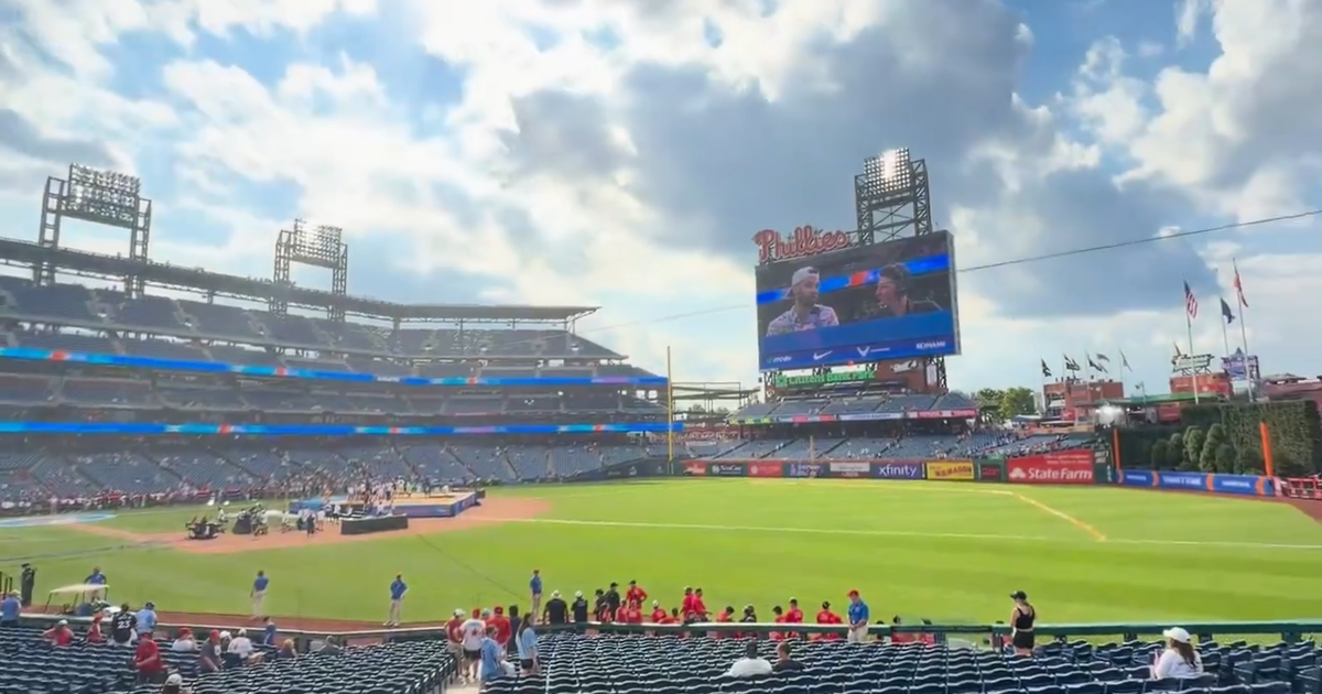 Eladio Carrión participa en actividades del Juego de Estrellas de MLB en Filadelfia