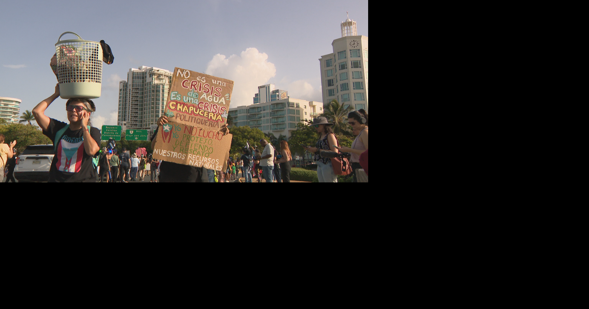 Más de 100 personas protestan en San Juan por 13 meses de crisis de agua potable