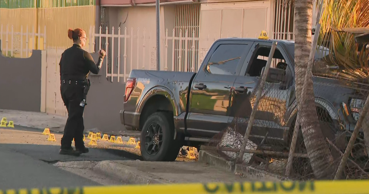 Asesinan a hombre a tiros dentro de vehículo en Bayamón