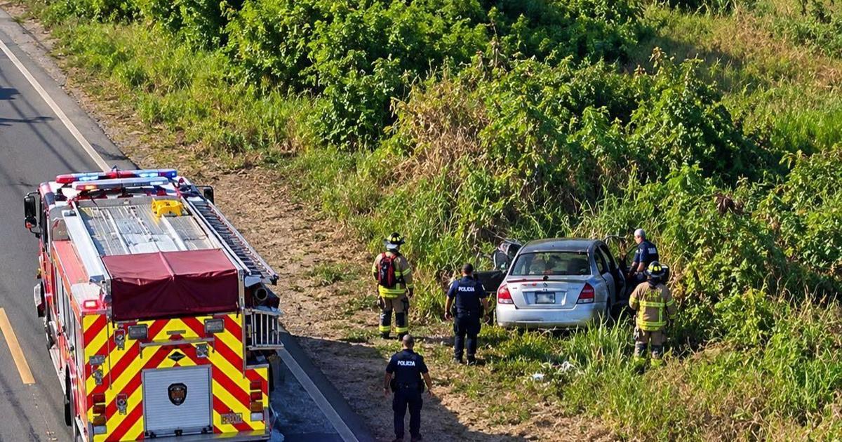 Imagen de la cobertura de: Investigan hallazgo de un cadáver calcinado en vehículo incendiado en Juana Díaz