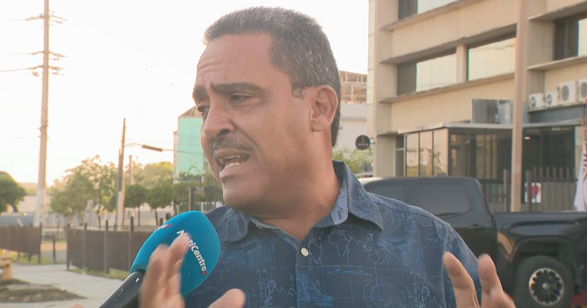 Transportistas escolares paralizan servicios por deuda millonaria de Educación