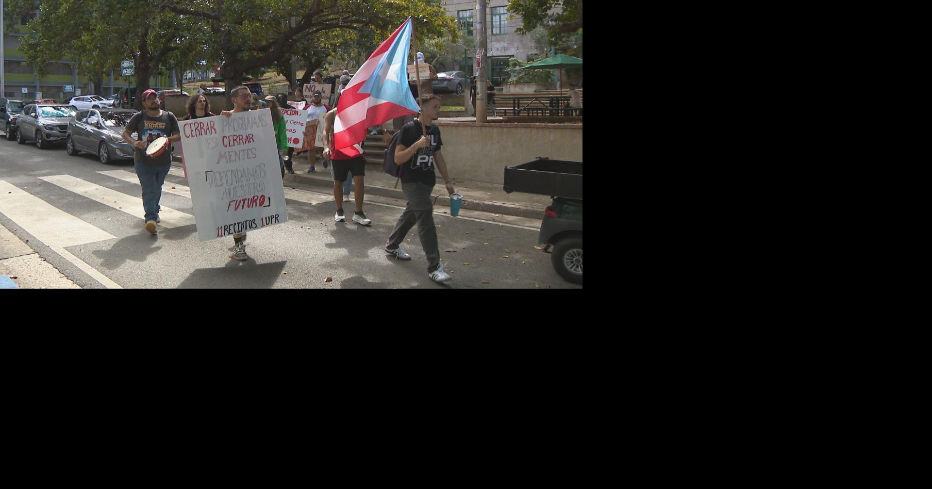 Comunidad universitaria de UPR RUM protesta contra reducción de ...