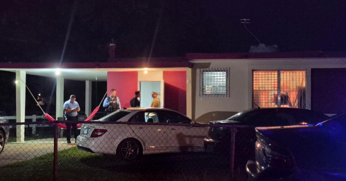 Autoridades logran entrar a residencia vinculada con asesinato de joven en Quebradillas