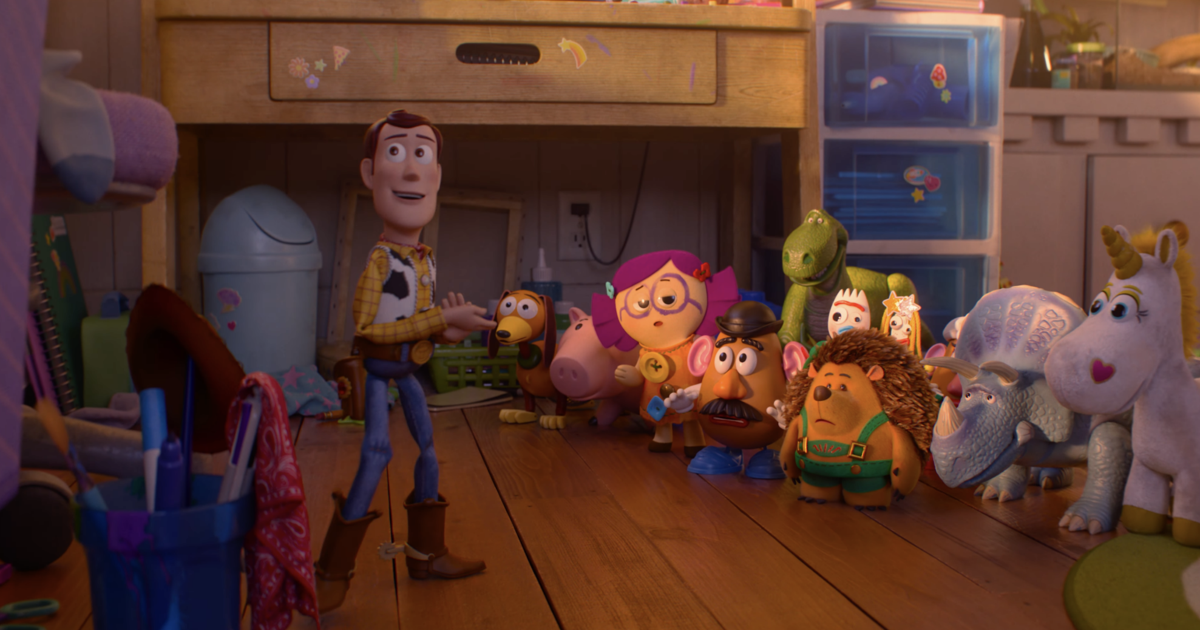 "Toy Story 5" llega con Bad Bunny y Penélope Cruz: los juguetes vs. las pantallas
